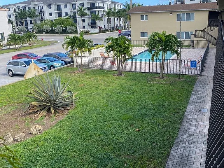 445 SW 27th Ave #205 — Photo 9