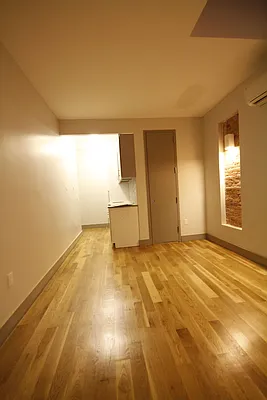 Rented by Nooklyn NYC LLC | media 29