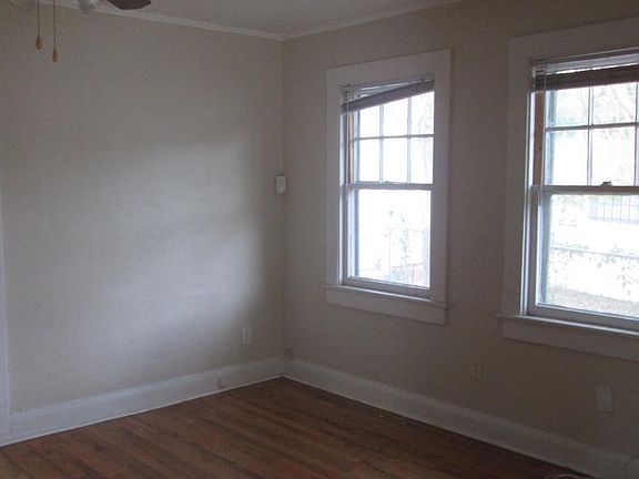 5th image of 2511 W North B St