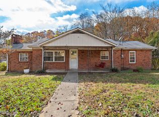 646 Old Blacksferry Ln, Clinton, TN 37716