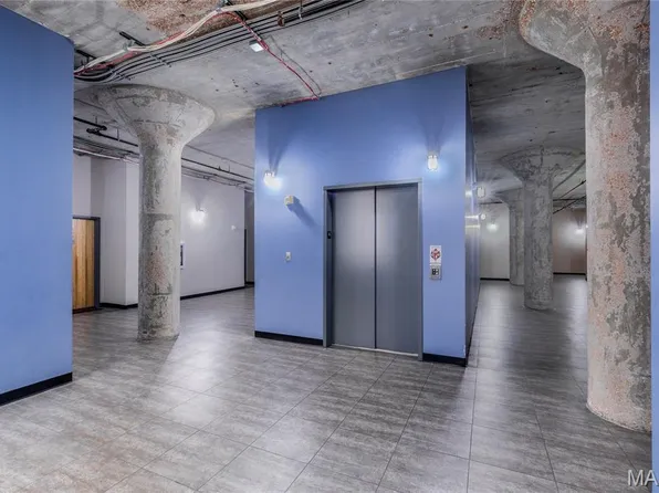 1511 Locust St APT 404, Saint Louis, MO 63103