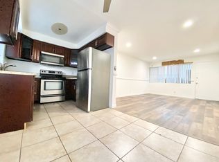 10839 Morrison St APT 4, North Hollywood, CA 91601