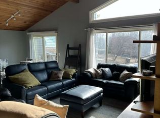 7531 Bearfoot Cir APT 4, Anchorage, AK 99502