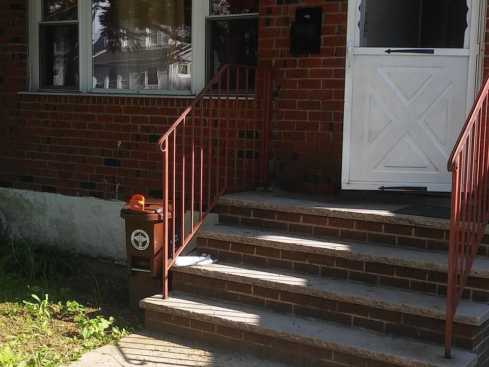 1st image of 21322 112th Ave #2
