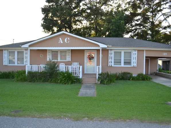 127 Louis St, Larose, LA 70373