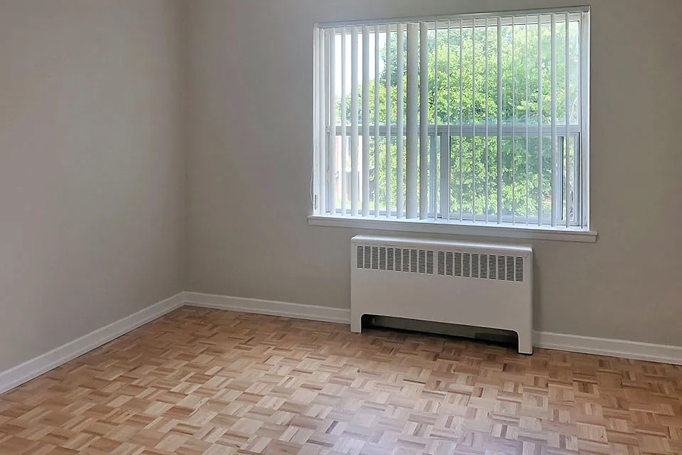 Miller Apartments — Photo 4