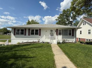 727 Katy Dr, Maryville, MO 64468