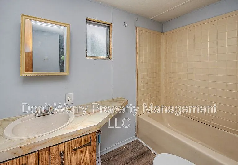 1086 Frye Rd — Photo 7
