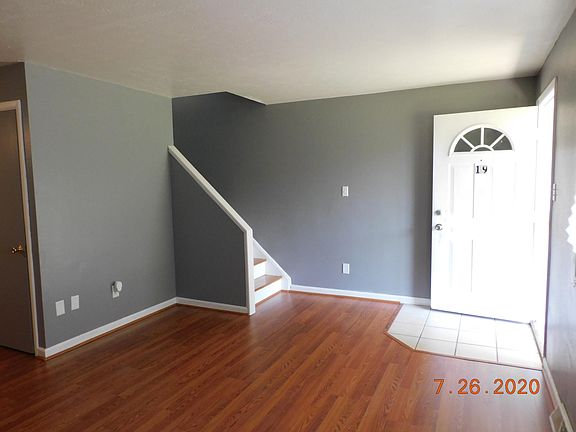4th image of 4889 Banbury Ct APT 19