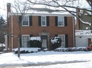 585 Turner Ave, Glen Ellyn, IL