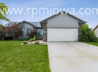 5016 NE Innsbruck Dr, Ankeny, IA 50021