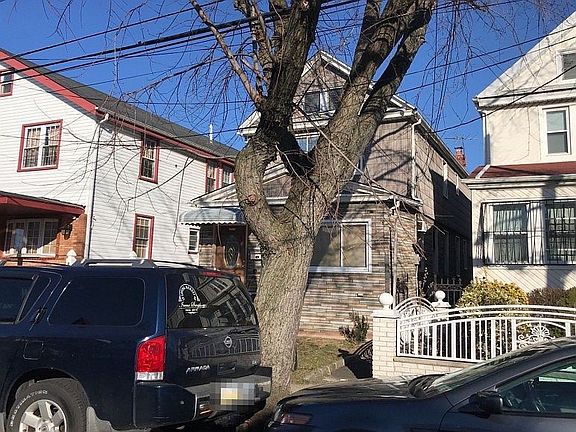 3rd image of 10723 113th St