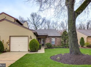 29 E Oleander Dr, Mount Laurel, NJ