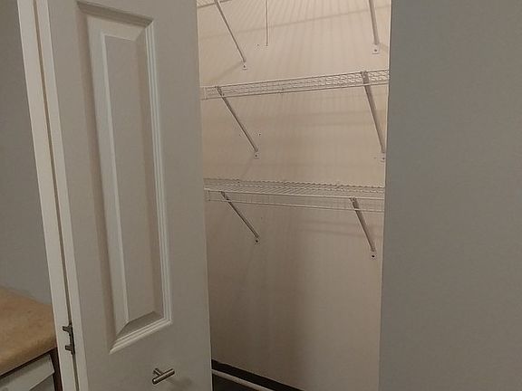 2nd image of 1670 Ishnala Dr APT 204