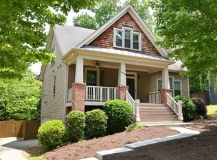 1068 Leah Ln, Atlanta, GA