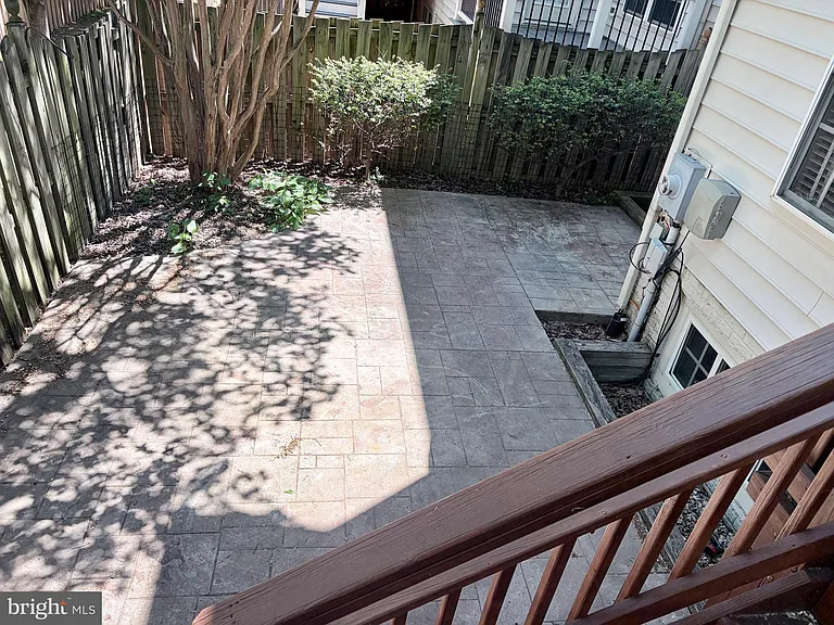 2178 Harithy Dr — Photo 8