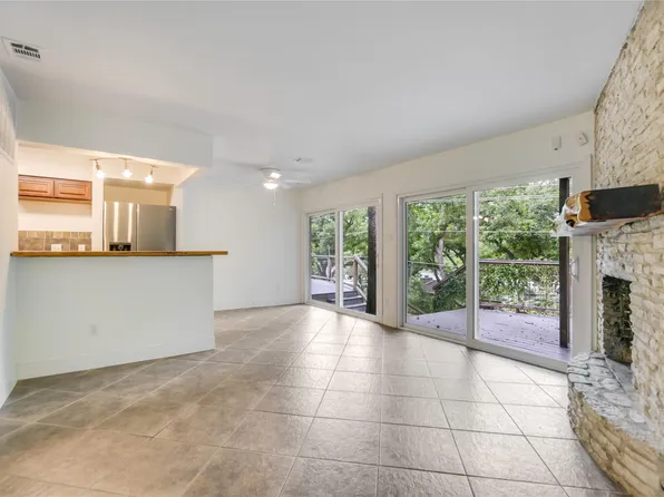 2903 Edgewater Dr APT A, Austin, TX 78733