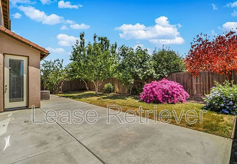 2160 N Stokes Ct — Photo 45