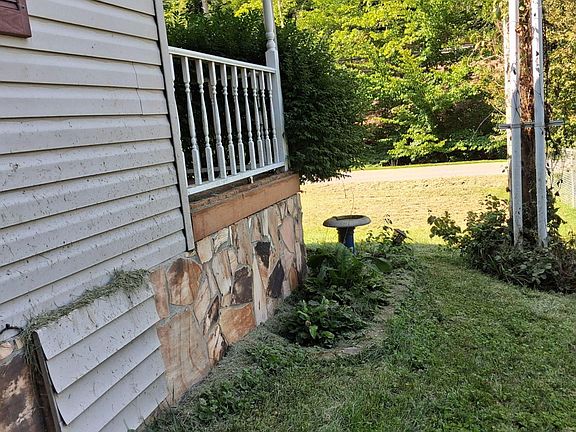 2nd image of 83 Osborne Fork Rd