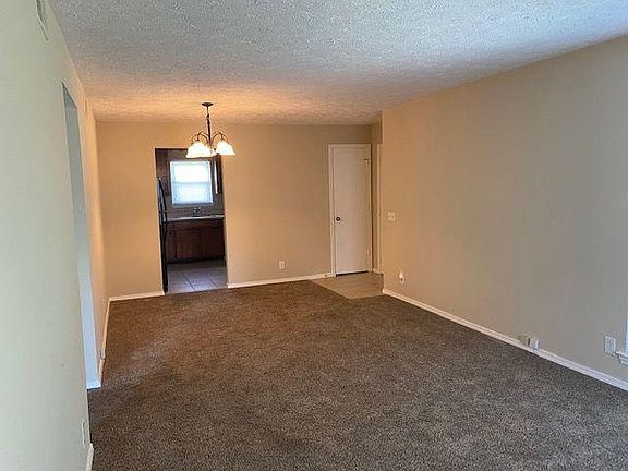 Living room-dining room combination