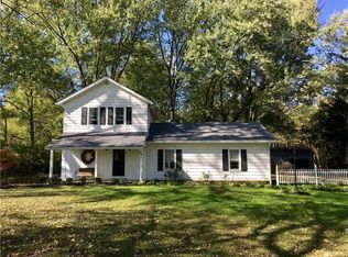 209 Eleanor Dr, New Castle, PA 16105