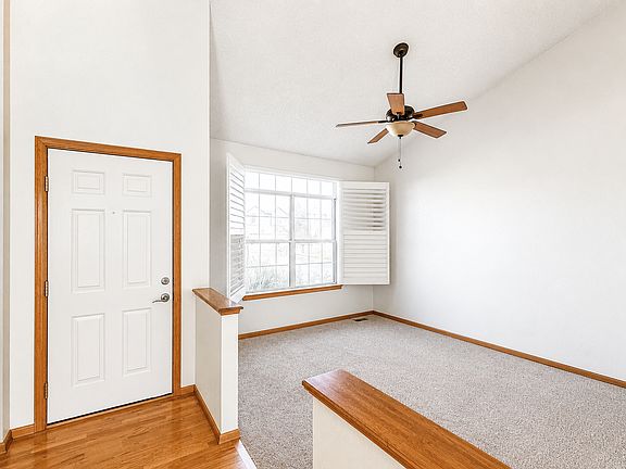 3rd image of 9806 Foxhill Cir