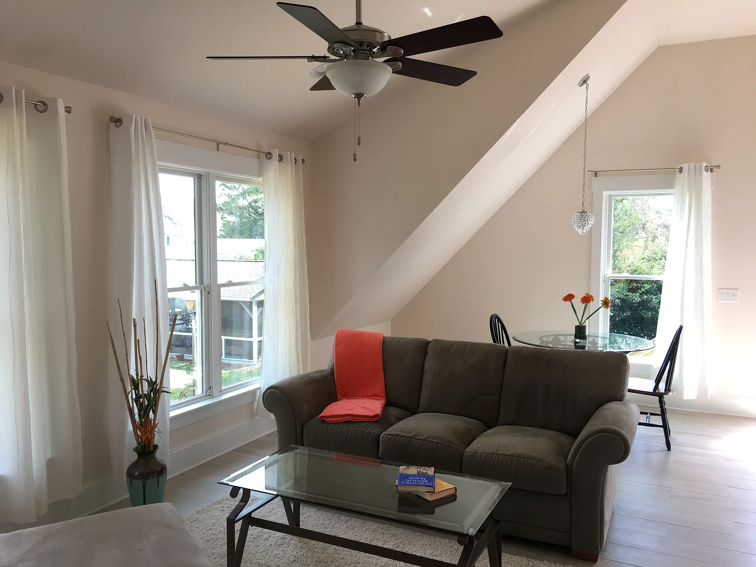 1 bed, 650 sqft, $2,950 — Photo 3