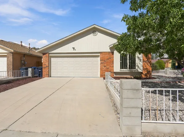 7701 Santa Lucia St NW, Albuquerque, NM 87120