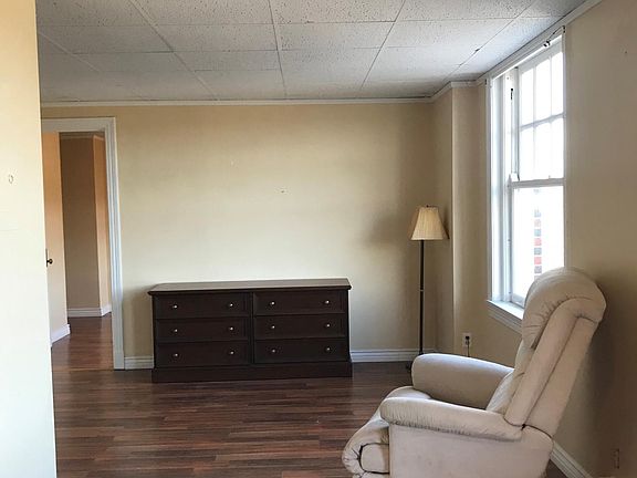 4th image of 1405 17th Ave #602