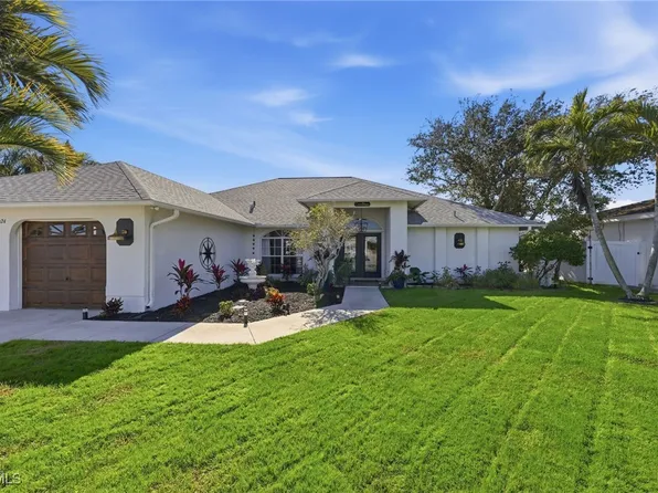 1024 SE 14th Ter, Cape Coral, FL 33990