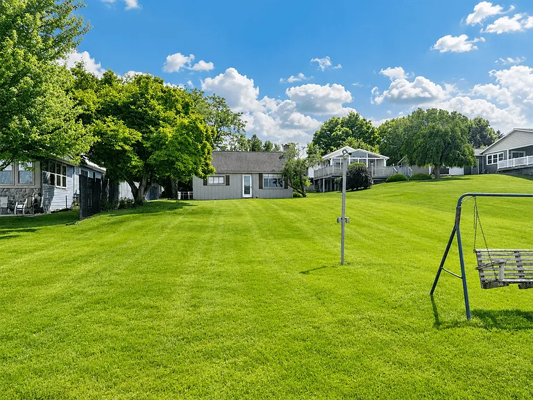 88 W Olcott Lake Dr — Photo 16