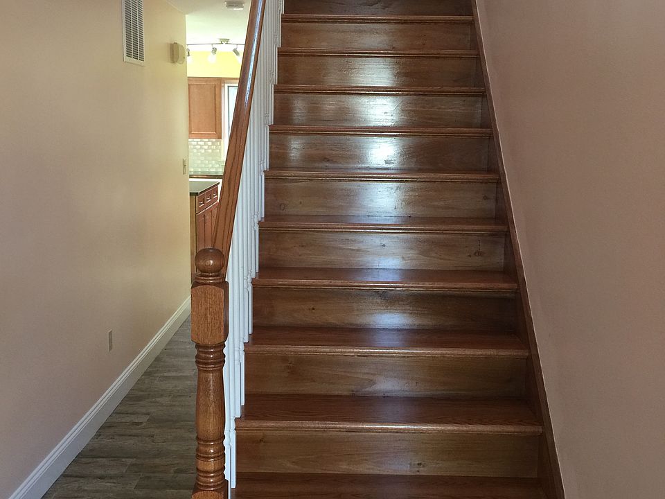2nd image of 799 Lindbergh Ave #799