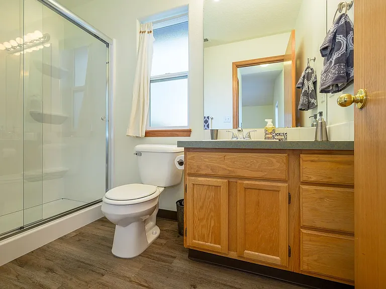 357 NE Faulconer Ct — Photo 15