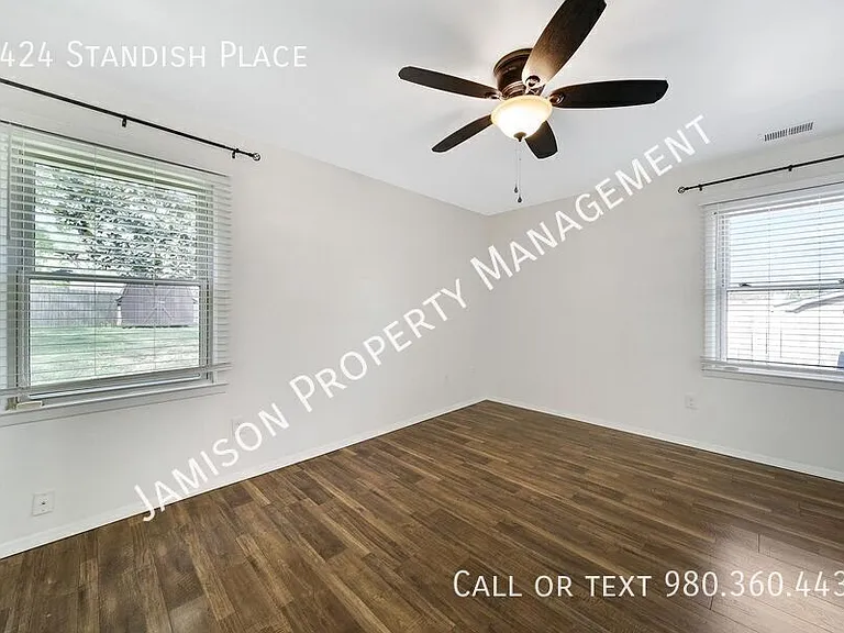 1424 Standish Pl — Photo 10