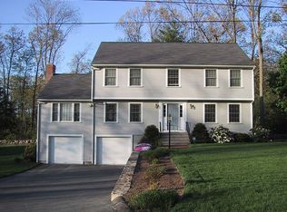 7 Scarsdale Rd, Natick, MA 01760