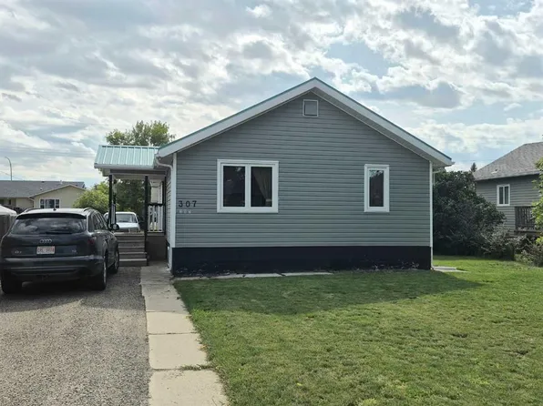 307 3rd Ave N, Vauxhall, AB T0K 2K0