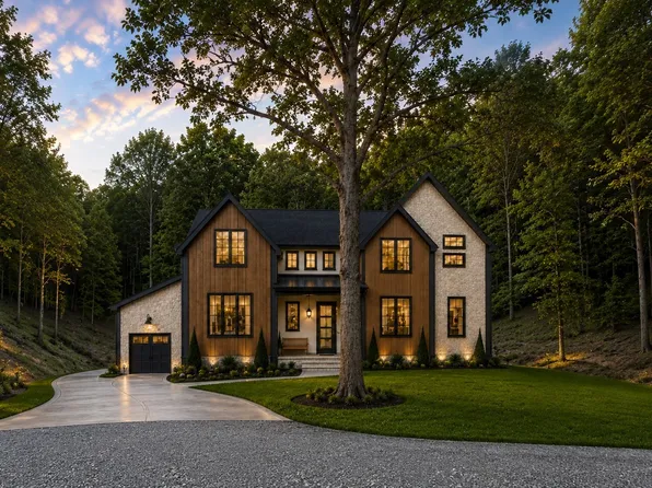 3740 Bear Creek Rd, Thompsons Station, TN 37179
