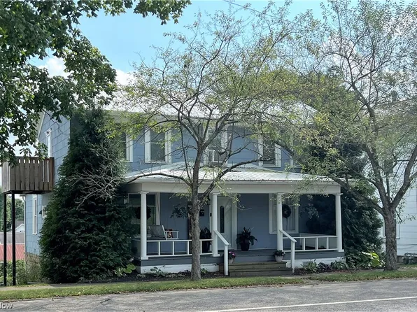 67 E Main St, New Concord, OH 43762