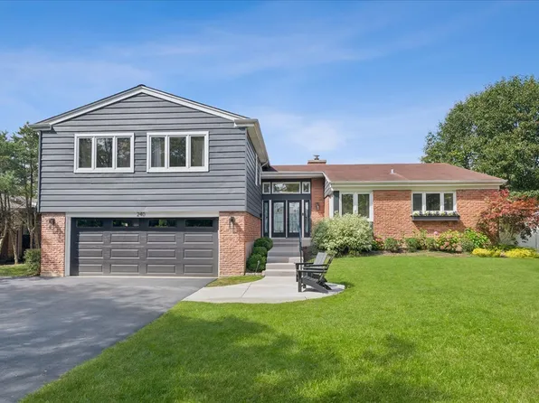 240 Hastings Ave, Highland Park, IL 60035