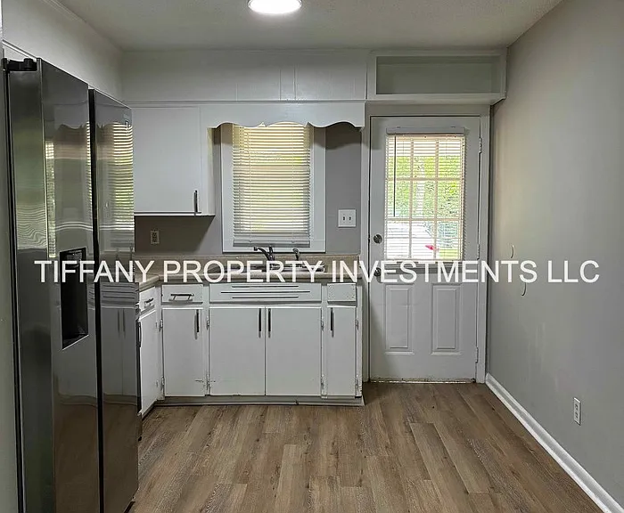 1825 Mountainbrook Dr #1825 — Photo 1