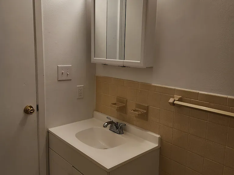 350 Fairmont Ave — Photo 56