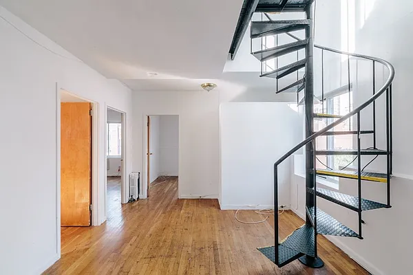 Rented by Sky Management | media 14