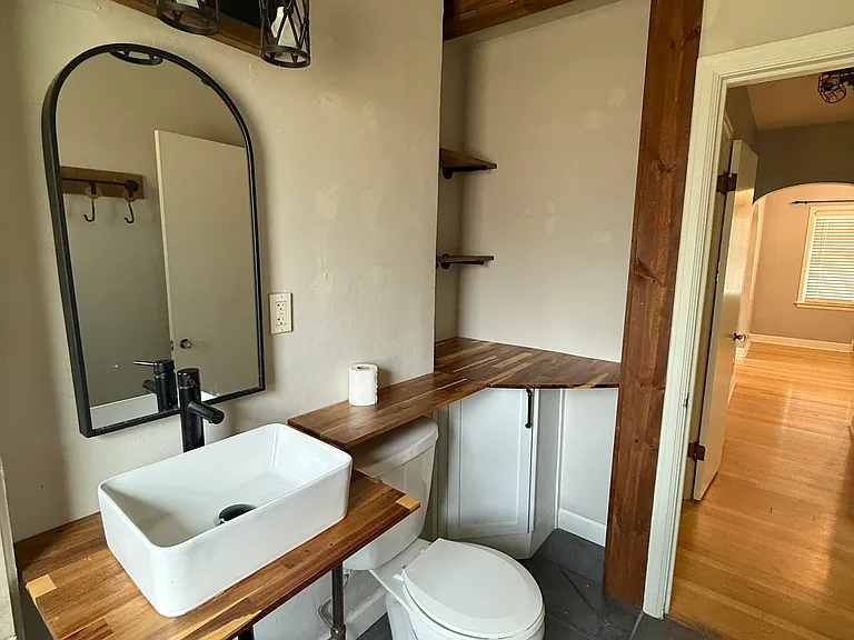 1307 S Clay St — Photo 8