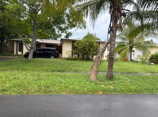 2371 NW 87th Ln, Sunrise, FL 33322