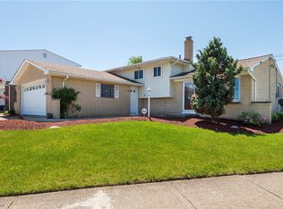 14253 Starlite Dr, Brookpark, OH 44142