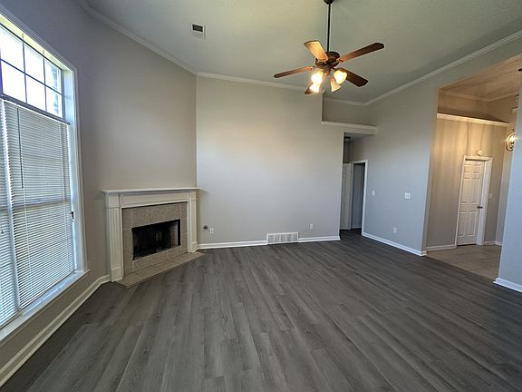 3rd image of 7176 Brook Mill Dr