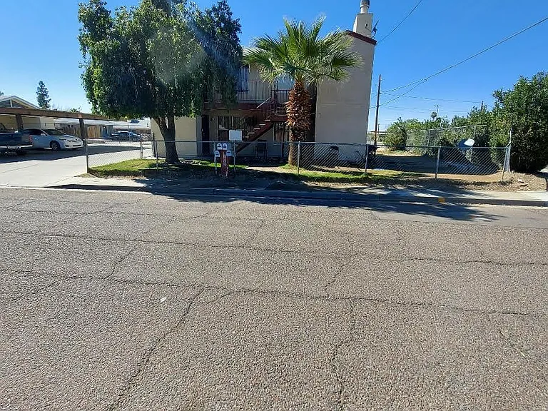 921 E Dunlap Ave — Photo 8