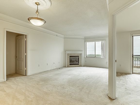 5th image of 901 N Monroe St #1314-1