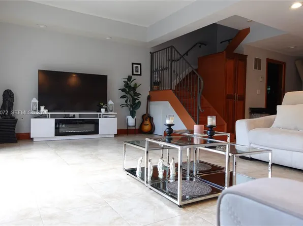 14245 SW 57th Ln #9-2, Miami, FL 33183