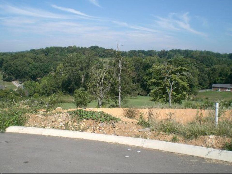 2nd image of 4225 Miracle Ln
